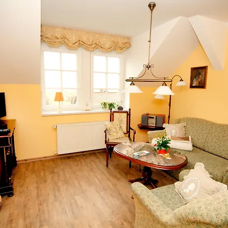 Hotel/pension Bradhering * Ahrenshoop